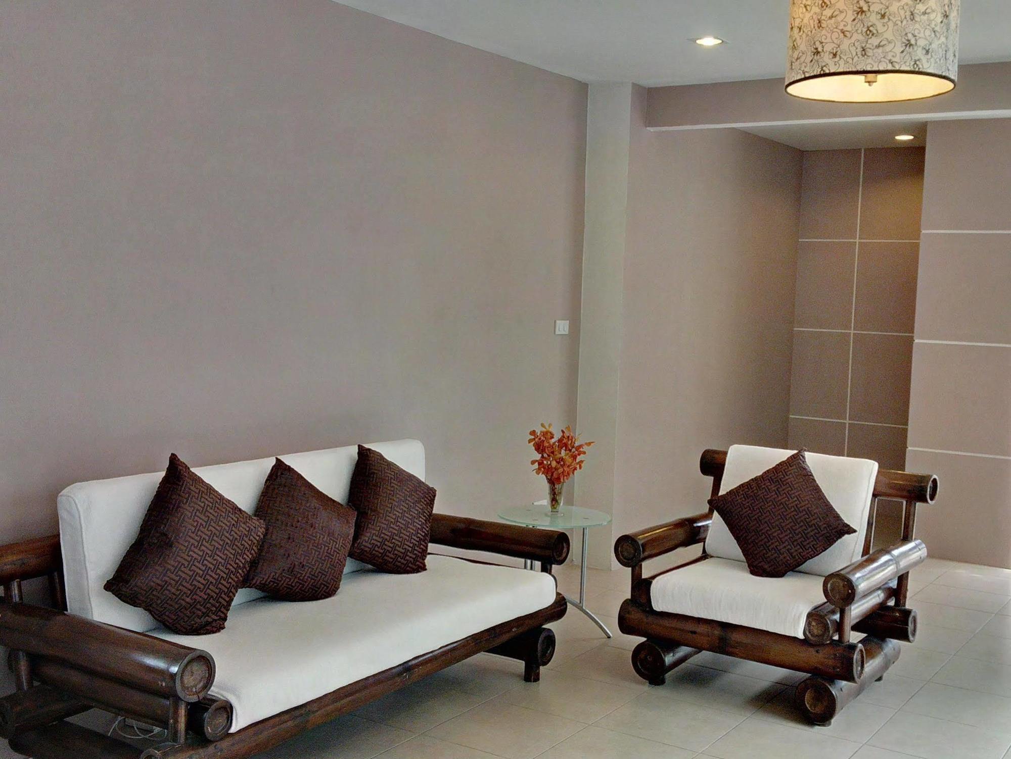 Oyo 345 The Click Guesthouse At Chalong Phuket Extérieur photo