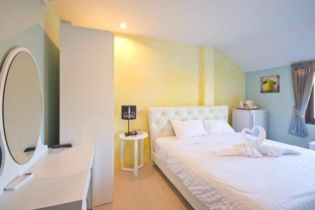 Oyo 345 The Click Guesthouse At Chalong Phuket Extérieur photo