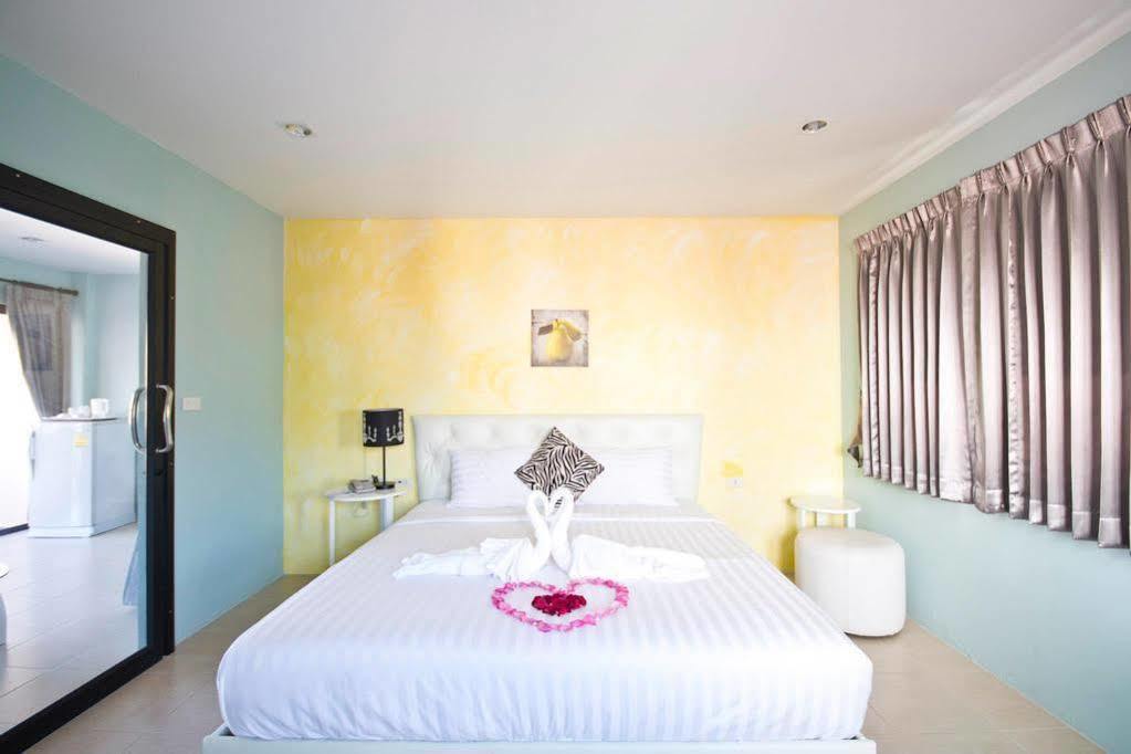 Oyo 345 The Click Guesthouse At Chalong Phuket Extérieur photo