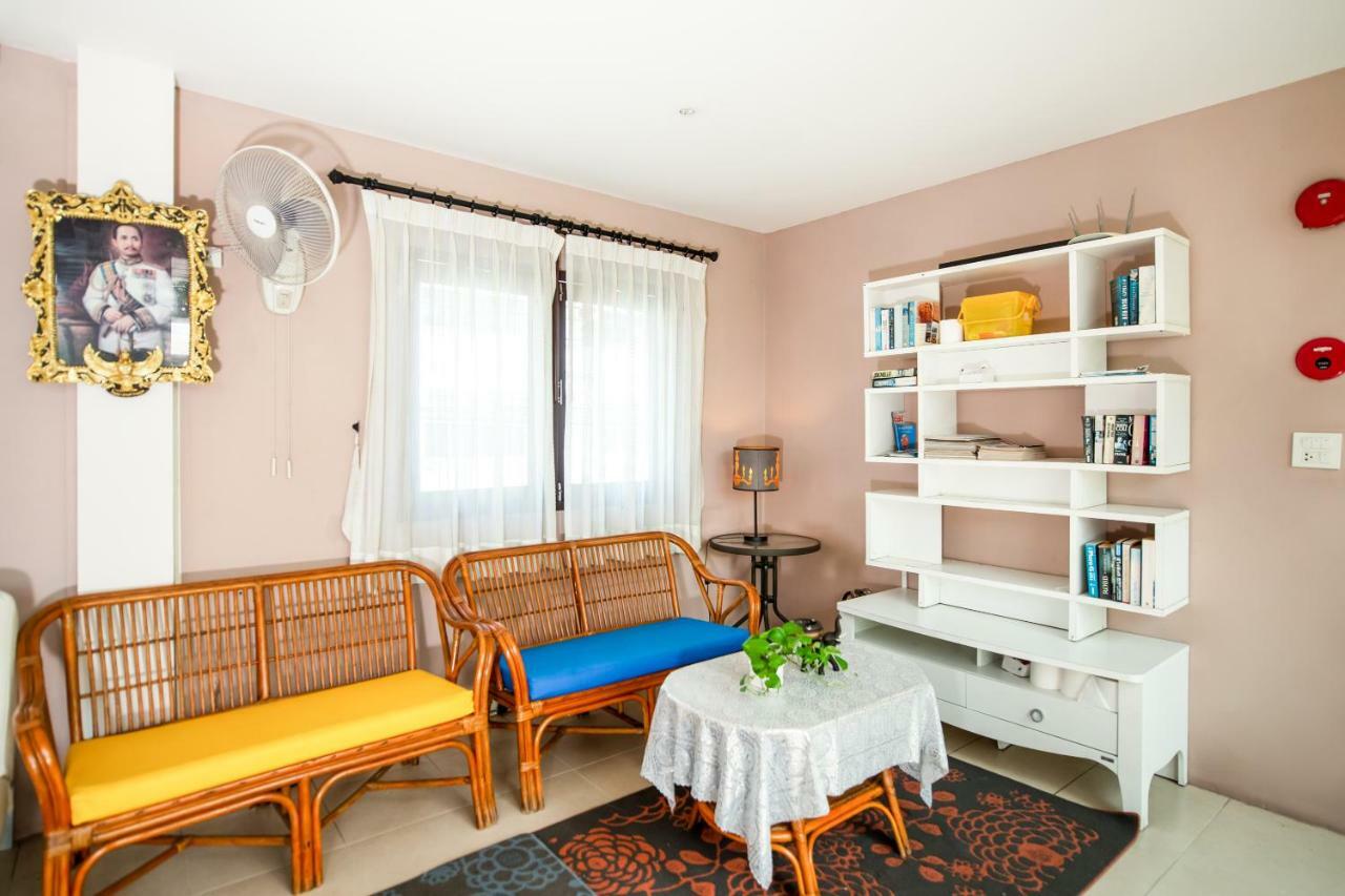 Oyo 345 The Click Guesthouse At Chalong Phuket Extérieur photo